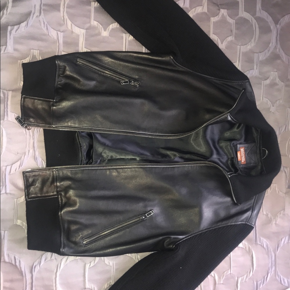 Bomber jacket
